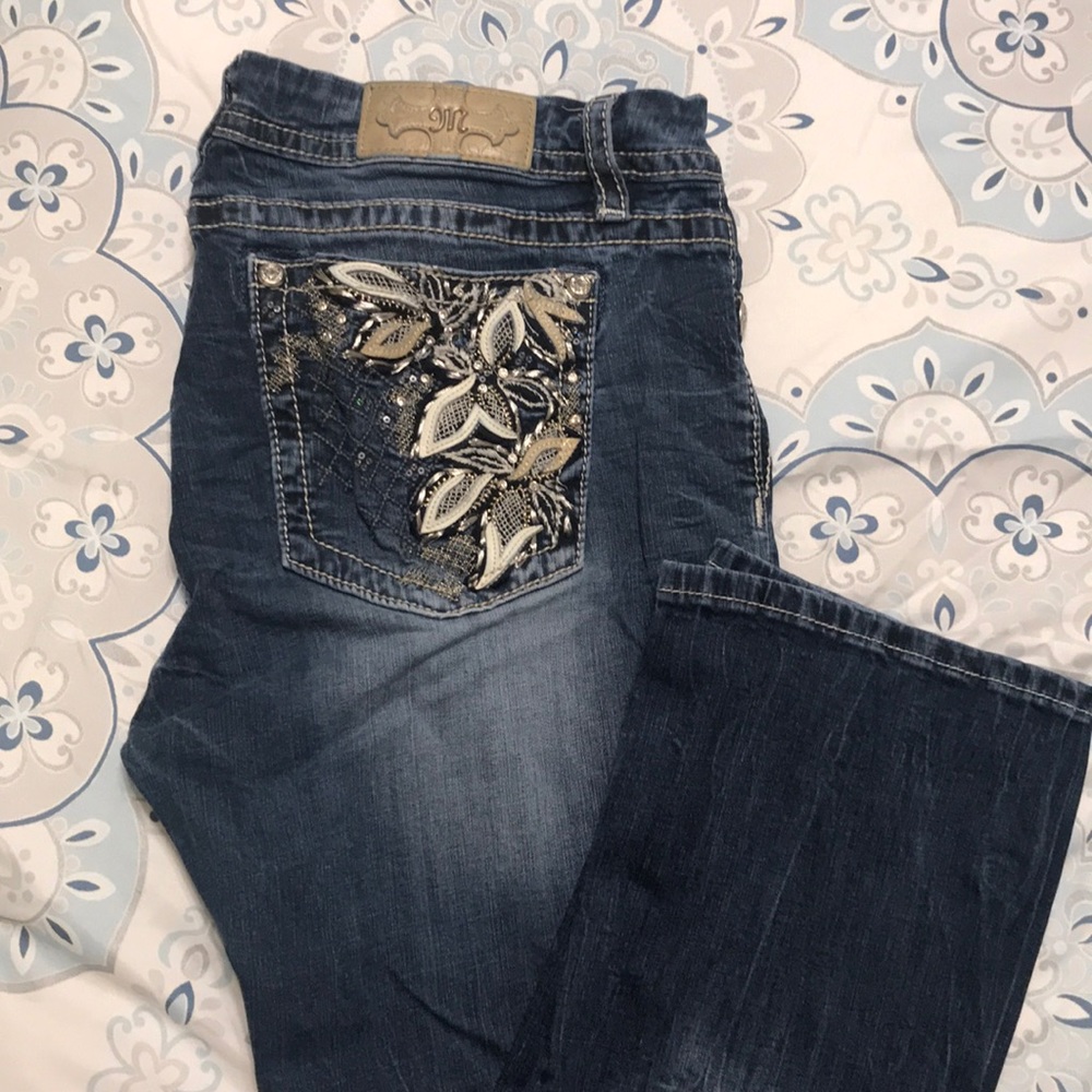 Miss Me Size 34 Mid Rise Easy Crop Jeans